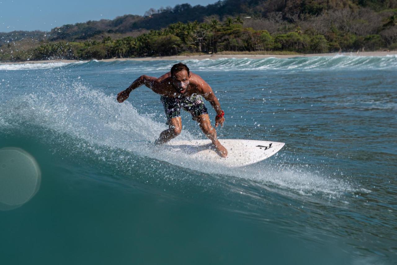 Cocobolo Surf Hotel & School Playa Santa Teresa  Bagian luar foto
