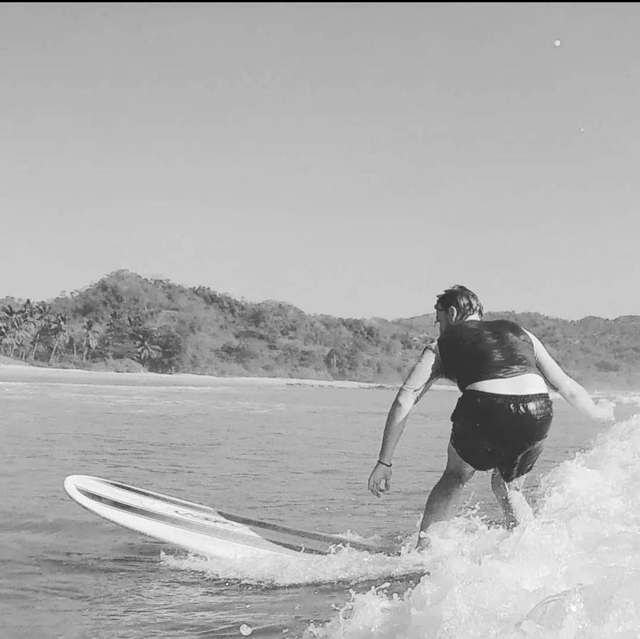 Cocobolo Surf Hotel & School Playa Santa Teresa  Bagian luar foto