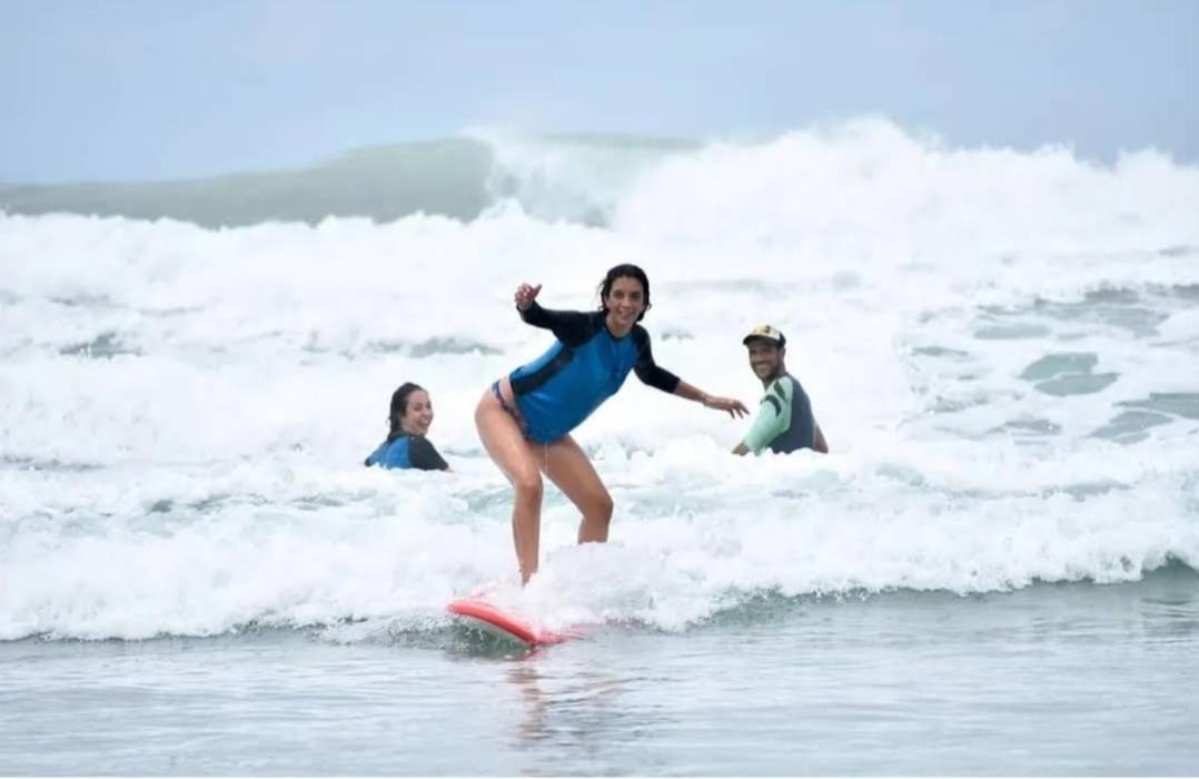 Cocobolo Surf Hotel & School Playa Santa Teresa  Bagian luar foto