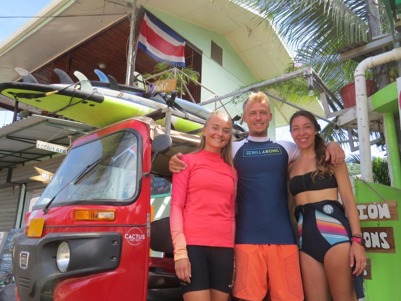 Cocobolo Surf Hotel & School Playa Santa Teresa  Bagian luar foto