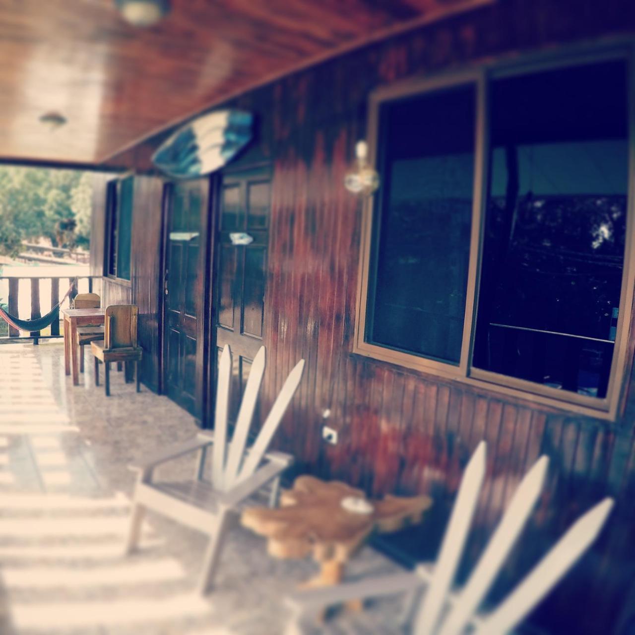 Cocobolo Surf Hotel & School Playa Santa Teresa  Bagian luar foto